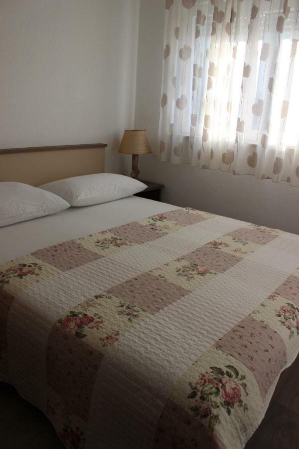 Apartment Lucky With Jacuzzi Trogir Exterior photo